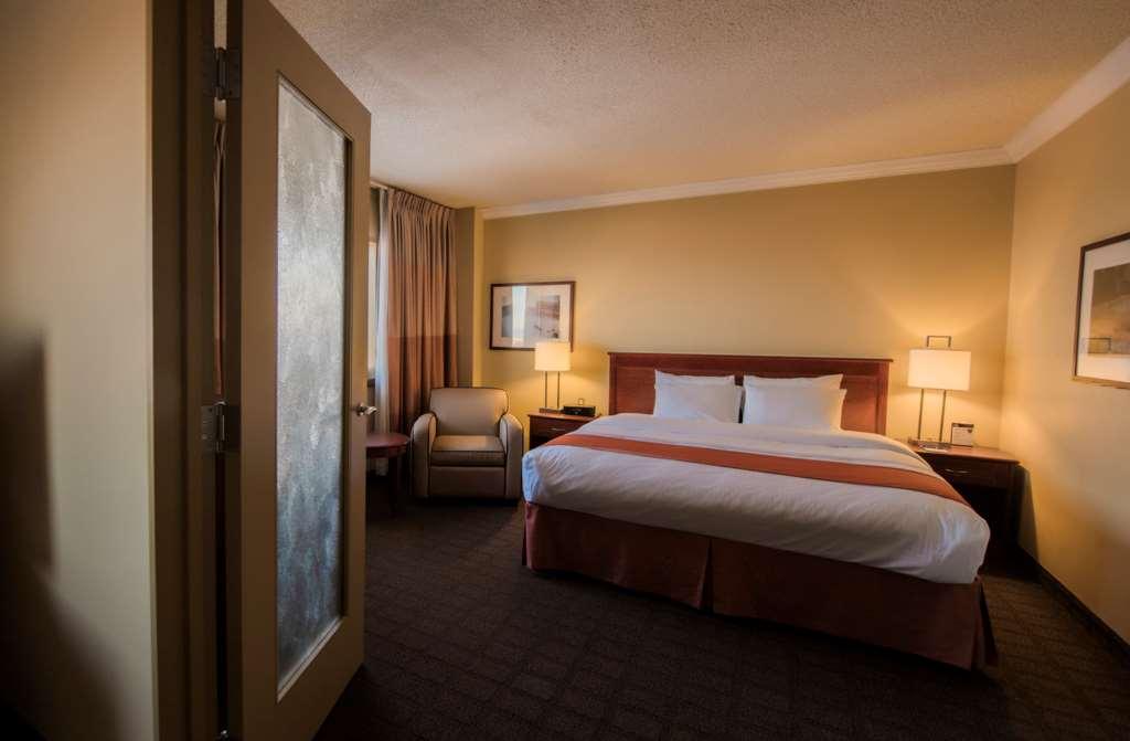 The Explorer Hotel Yellowknife Quarto foto